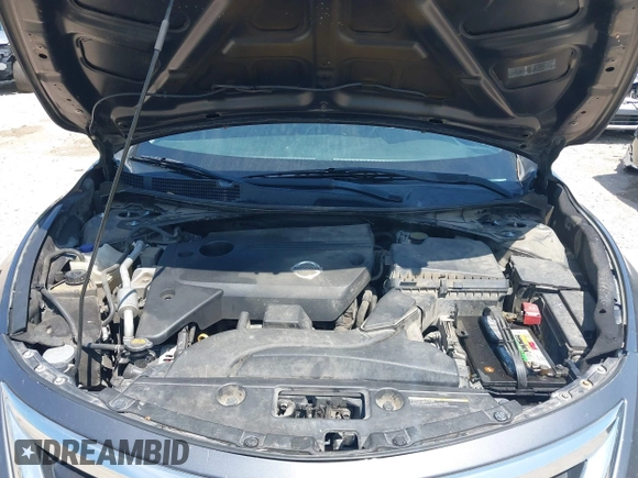 2013 Nissan Altima SV with VIN 1N4AL3APXDN440010, listed as a IAAI auction lot 42164381 with 283,119 mi miles and . Bid and sale history available at carsss.com. Image 10.