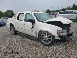 2013 Chevrolet Avalanche LTZ with VIN 3GNTKGE70DG107029, listed as a Copart auction lot 56947685 with Not provided miles and Salvage title. Bid and sale history available at DreamBid. Image 4.