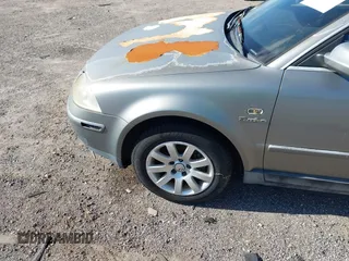 2001 Volkswagen Passat GLS z VIN WVWPD63B51P198425, wystawiony jako IAAI lot #42734511 z przebiegiem Nie podano mil oraz . Historia ofert i sprzedaży dostępna na DreamBid. Obrazek 14.