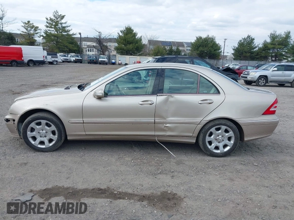 2005 Mercedes-Benz C 240 with VIN WDBRF81J35F665750, listed as a IAAI auction lot 41898295 with 82,991 mi miles and . Bid and sale history available at DreamBid. Image 14.