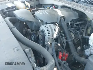 2006 Chevrolet Silverado 1500 LT2 z VIN 2GCEK13TX61219752, wystawiony jako IAAI lot #41529465 z przebiegiem 174 221 mil mil oraz . Historia ofert i sprzedaży dostępna na DreamBid. Obrazek 19.
