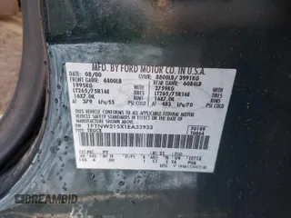 2001 Ford Super Duty F-250 XL with VIN 1FTNW21SX1EA33933, listed as a Copart auction lot 81153254 with 670,845 mi miles and Salvage Title. Bid and sale history available at carsss.com. Image 12.