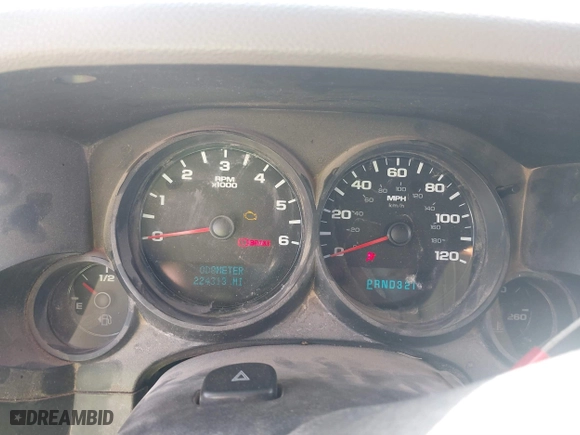 2007 Chevrolet Silverado 1500 LT w/1LT with VIN 2GCEC13C071548412, listed as a IAAI auction lot 41749608 with 224,313 mi miles. Bid and sale history available at carsss.com. Image 7.