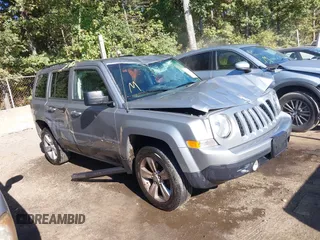 2017 Jeep Patriot High Altitude with VIN 1C4NJRFBXHD108212, listed as a IAAI auction lot 40529112 with 71,748 mi miles. Bid and sale history available at carsss.com. Image 1.
