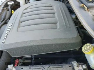 2018 Dodge Grand Caravan SXT с VIN 2C4RDGCG0JR360521, выставлен на аукционе IAAI как лот 42716080 с пробегом 104 238 миль миль и . История ставок и продаж доступна на DreamBid. Изображение 19.