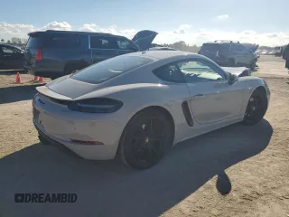 2024 Porsche 718 Cayman z VIN WP0AA2A82RK255106, wystawiony jako Copart lot #46917485 z przebiegiem 13 662 mil mil oraz Szkoda całkowita • Salvage title. Historia ofert i sprzedaży dostępna na DreamBid. Obrazek 3.