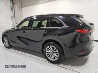 2024 Mazda CX-90 Preferred z VIN JM3KKBHD9R1133425, wystawiony jako Copart lot #59636515 z przebiegiem 35 298 mil mil oraz Czysty tytuł • Clean title. Historia ofert i sprzedaży dostępna na DreamBid. Obrazek 2.
