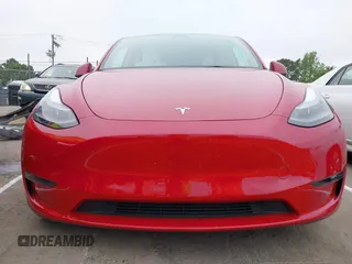 2022 Tesla Model Y Performance z VIN 7SAYGDEF6NF511436, wystawiony jako IAAI lot #42078122 z przebiegiem 44 006 mil mil oraz . Historia ofert i sprzedaży dostępna na DreamBid. Obrazek 12.