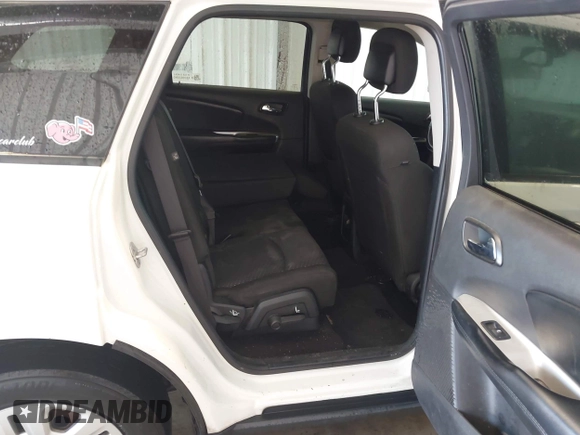 2019 Dodge Journey SE with VIN 3C4PDCBBXKT835029, listed as a IAAI auction lot 42120482 with 130,282 mi miles and . Bid and sale history available at DreamBid. Image 8.