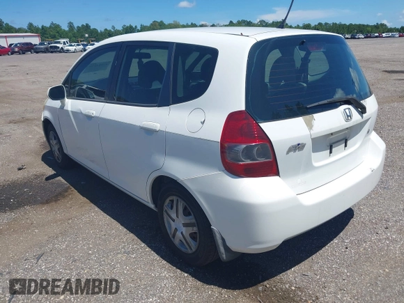 2007 Honda Fit с VIN JHMGD38437S011129, выставлен на аукционе IAAI как лот 42581199 с пробегом 193 482 миль миль и . История ставок и продаж доступна на DreamBid. Изображение 3.