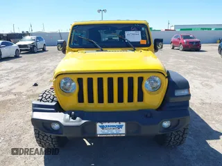 2021 Jeep Wrangler Unlimited Willys with VIN 1C4HJXDN8MW511747, listed as a IAAI auction lot 41730164 with 42,300 mi miles and . Bid and sale history available at DreamBid. Image 13.