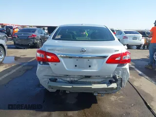 2017 Nissan Sentra S z VIN 3N1AB7AP9HY277592, wystawiony jako IAAI lot #42287903 z przebiegiem 186 876 mil mil oraz . Historia ofert i sprzedaży dostępna na DreamBid. Obrazek 17.