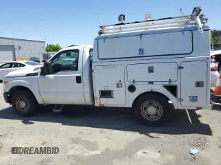 2013 Ford F-350 XL z VIN 1FDRF3A6XDEB92283, wystawiony jako Copart lot #60942625 z przebiegiem 61 808 mil mil oraz Czysty tytuł • Clean title. Historia ofert i sprzedaży dostępna na DreamBid. Obrazek 2.