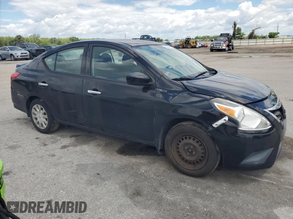 2017 Nissan Versa SV z VIN 3N1CN7AP9HL865537, wystawiony jako Copart lot #56904615 z przebiegiem 240 596 mil mil oraz Czysty tytuł • Clean title. Historia ofert i sprzedaży dostępna na DreamBid. Obrazek 4.