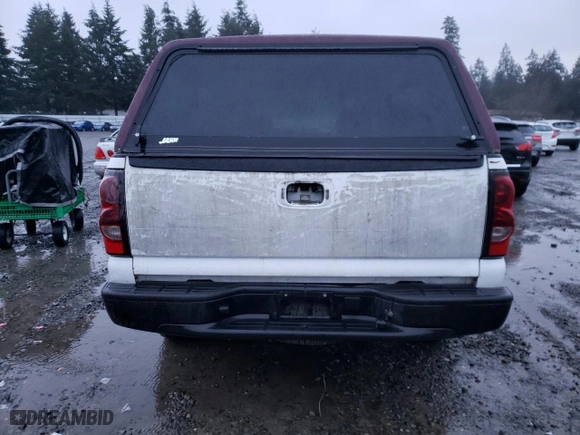 2006 Chevrolet Silverado 1500 LT1 with VIN 1GCEK19V56Z192976, listed as a Copart auction lot 46536605 with 373,436 mi miles and Salvage Title. Bid and sale history available at carsss.com. Image 6.