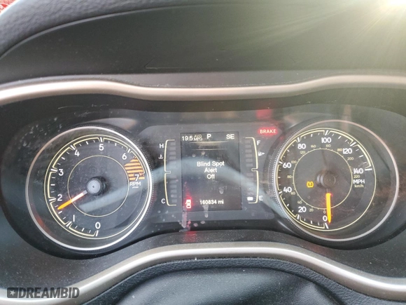 2016 Jeep Cherokee Altitude with VIN 1C4PJMCB0GW272264, listed as a Copart auction lot 84877824 with 160,834 mi miles and Salvage Title. Bid and sale history available at carsss.com. Image 9.