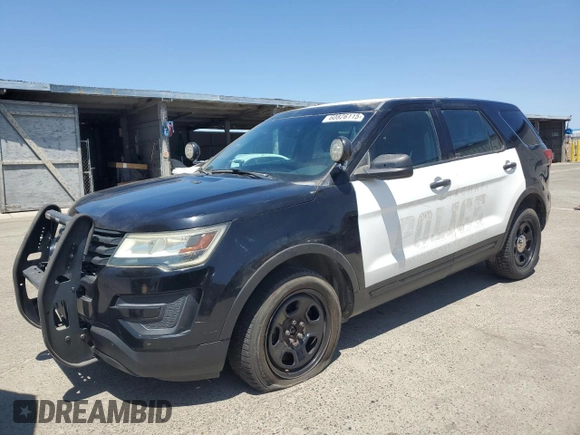 2016 Ford Police Interceptor Utility z VIN 1FM5K8ARXGGA52390, wystawiony jako Copart lot #60826115 z przebiegiem 139 844 mil mil oraz Czysty tytuł • Clean title. Historia ofert i sprzedaży dostępna na DreamBid. Obrazek 1.