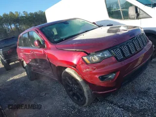 2018 Jeep Grand Cherokee Altitude with VIN 1C4RJEAG4JC238916, listed as a IAAI auction lot 41577887 with 103,038 mi miles. Bid and sale history available at carsss.com. Image 13.