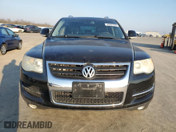 2009 Volkswagen Touareg VR6 с VIN WVGBE77L29D022277, выставлен на аукционе Copart как лот 43287925 с пробегом 184 860 миль миль и Списание • Salvage title. История ставок и продаж доступна на DreamBid. Изображение 5.