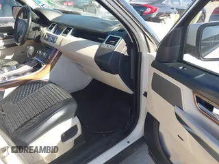 2010 Land Rover Range Rover Sport HSE Lux с VIN SALSK2D44AA252558, выставлен на аукционе IAAI как лот 41476688 с пробегом Не указан миль и . История ставок и продаж доступна на DreamBid. Изображение 5.