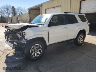 2024 Toyota 4Runner TRD Off Road with VIN JTEPU5JR9R6282626, listed as a Copart auction lot 45644685 with 16,949 mi miles and Salvage Title. Bid and sale history available at carsss.com. Image 1.