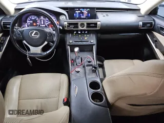 2016 Lexus IS 200t z VIN JTHBA1D20G5010806, wystawiony jako Copart lot #51667465 z przebiegiem 138 663 mil mil oraz Czysty tytuł • Clean title. Historia ofert i sprzedaży dostępna na DreamBid. Obrazek 8.