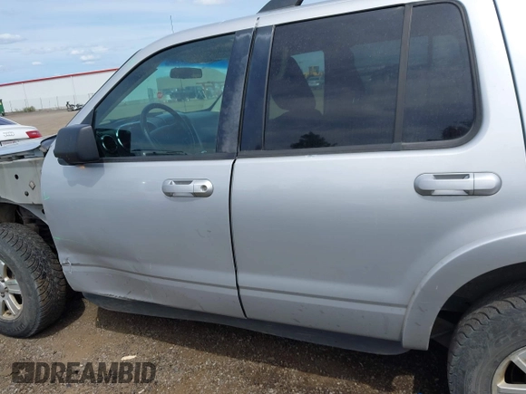 2010 Ford Explorer XLT with VIN 1FMEU7DE0AUA26175, listed as a IAAI auction lot 42608150 with 147,753 mi miles and . Bid and sale history available at DreamBid. Image 15.