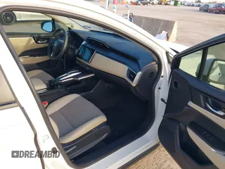 2018 Honda Clarity z VIN JHMZC5F14JC002263, wystawiony jako IAAI lot #41353651 z przebiegiem 153 401 mil mil oraz . Historia ofert i sprzedaży dostępna na DreamBid. Obrazek 5.