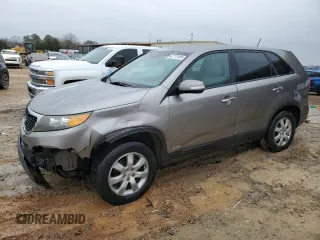 2011 Kia Sorento LX with VIN 5XYKTCA16BG121055, listed as a Copart auction lot 42172485 with 172,717 mi miles and Salvage Title. Bid and sale history available at carsss.com. Image 1.