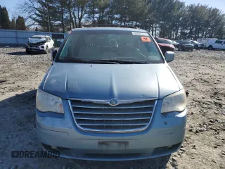 2009 Chrysler Town & Country Touring with VIN 2A8HR54X99R640099, listed as a Copart auction lot 46584725 with 216,881 mi miles and Salvage Title. Bid and sale history available at DreamBid. Image 5.