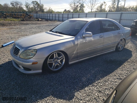 2006 Mercedes-Benz S-Class 5.0L with VIN WDBNG75J76A482284, listed as a Copart auction lot 81369754 with 0 mi miles and Salvage Title. Bid and sale history available at carsss.com. Image 1.