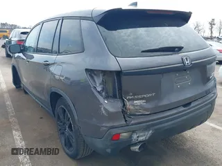 2019 Honda Passport Sport with VIN 5FNYF8H22KB012323, listed as a IAAI auction lot 41880476 with 153,341 mi miles and . Bid and sale history available at carsss.com. Image 3.