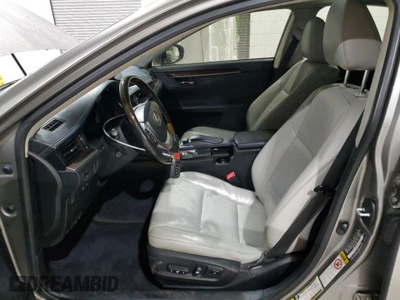 2015 Lexus ES 330 with VIN JTHBK1GG8F2201135, listed as a Copart auction lot 52080285 with 95,544 mi miles and Salvage Title. Bid and sale history available at DreamBid. Image 7.