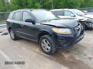 2011 Hyundai Santa Fe GLS z VIN 5XYZG3AB0BG088579, wystawiony jako IAAI lot #42096832 z przebiegiem 226 490 mil mil oraz . Historia ofert i sprzedaży dostępna na DreamBid. Obrazek 1.