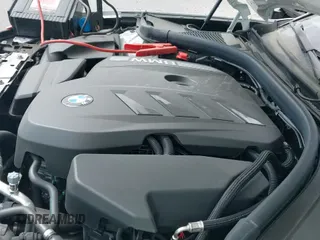 2025 BMW 3 Series 330i xDrive with VIN 3MW89CW01S8F49973, listed as a IAAI auction lot 42952602 with 440 mi miles and . Bid and sale history available at DreamBid. Image 19.
