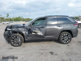 2024 Jeep Grand Cherokee Overland with VIN 1C4RJHDG8R8540110, listed as a IAAI auction lot 41726236 with 435 mi miles. Bid and sale history available at carsss.com. Image 14.