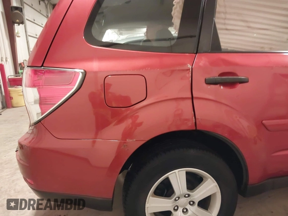 2010 Subaru Forester X с VIN JF2SH6BC0AH794174, выставлен на аукционе IAAI как лот 41436294 с пробегом 80 374 миль миль и . История ставок и продаж доступна на DreamBid. Изображение 17.