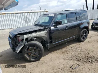 2022 Land Rover Defender z VIN SALE3ERU7N2096259, wystawiony jako Copart lot #54594105 z przebiegiem 26 270 mil mil oraz Szkoda całkowita • Salvage title. Historia ofert i sprzedaży dostępna na DreamBid. Obrazek 1.