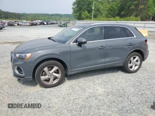 2020 Audi Q3 Premium z VIN WA1AECF33L1008711, wystawiony jako Copart lot #53907995 z przebiegiem 64 411 mil mil oraz Szkoda całkowita • Salvage title. Historia ofert i sprzedaży dostępna na DreamBid. Obrazek 1.