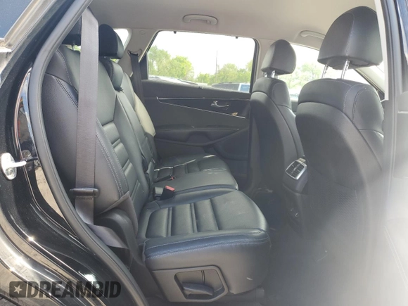 2018 Kia Sorento EX z VIN 5XYPH4A53JG359248, wystawiony jako Copart lot #56368755 z przebiegiem 49 702 mil mil oraz Szkoda całkowita • Salvage title. Historia ofert i sprzedaży dostępna na DreamBid. Obrazek 11.