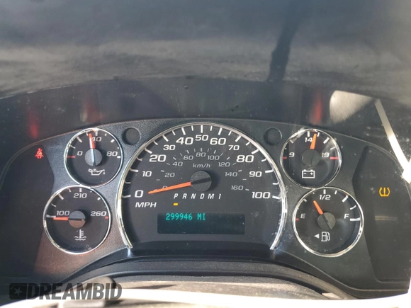 2014 Chevrolet Express Cargo Van with VIN 1GCWGFCA2E1213790, listed as a Copart auction lot 85323294 with 299,946 mi miles and Salvage Title. Bid and sale history available at carsss.com. Image 9.