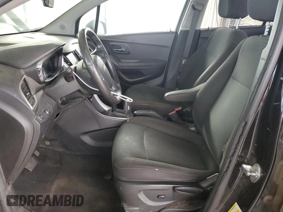 2020 Chevrolet Trax LS with VIN KL7CJKSB5LB041220, listed as a Copart auction lot 48202895 with 120,730 mi miles and Clean Title. Bid and sale history available at carsss.com. Image 7.