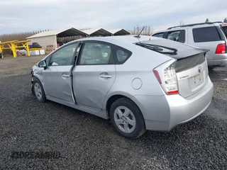 2011 Toyota Prius I z VIN JTDKN3DU6B0321701, wystawiony jako IAAI lot #41631688 z przebiegiem 127 987 mil mil oraz . Historia ofert i sprzedaży dostępna na DreamBid. Obrazek 3.