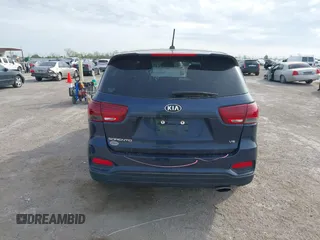 2019 Kia Sorento LX z VIN 5XYPG4A57KG477968, wystawiony jako IAAI lot #41886631 z przebiegiem 129 501 mil mil oraz . Historia ofert i sprzedaży dostępna na DreamBid. Obrazek 17.
