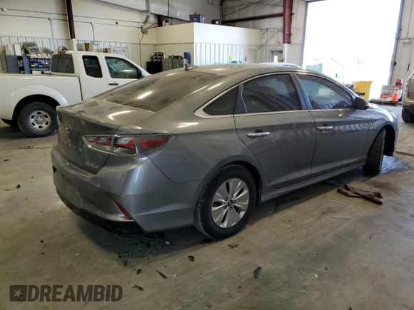 2018 Hyundai Sonata Hybrid SE with VIN KMHE24L37JA078635, listed as a Copart auction lot 44941895 with 159,012 mi miles and Clean Title. Bid and sale history available at carsss.com. Image 3.