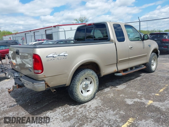 2000 Ford F-150 XL with VIN 1FTRX18L9YNB70363, listed as a IAAI auction lot 42140312 with 226,686 mi miles and . Bid and sale history available at DreamBid. Image 4.