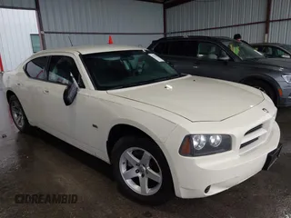 2008 Dodge Charger с VIN 2B3KA43G88H319239, выставлен на аукционе IAAI как лот 42373871 с пробегом 202 319 миль миль и . История ставок и продаж доступна на DreamBid. Изображение 1.