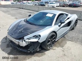 2019 McLaren 570S with VIN SBM13DAA2KW006285, listed as a IAAI auction lot 41774081 with NaN miles. Bid and sale history available at carsss.com. Image 18.