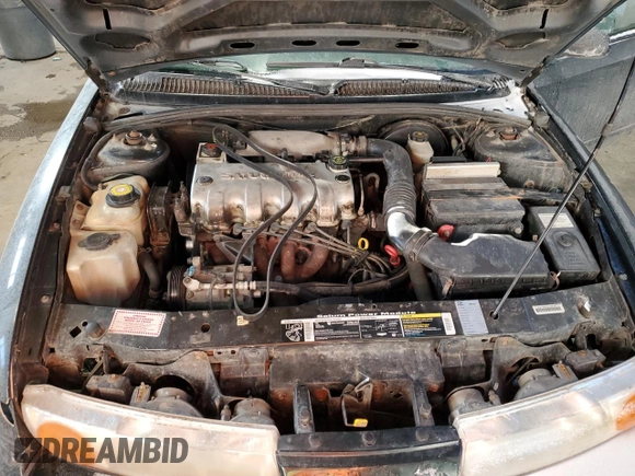 2000 Saturn SL with VIN 1G8ZH5288YZ184685, listed as a Copart auction lot 43831105 with 319,384 mi miles and Clean Title. Bid and sale history available at carsss.com. Image 11.