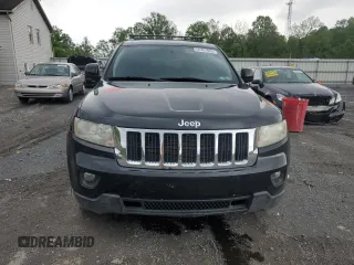 2011 Jeep Grand Cherokee Laredo z VIN 1J4RR4GG5BC609569, wystawiony jako Copart lot #55701055 z przebiegiem 234 116 mil mil oraz Czysty tytuł • Clean title. Historia ofert i sprzedaży dostępna na DreamBid. Obrazek 5.